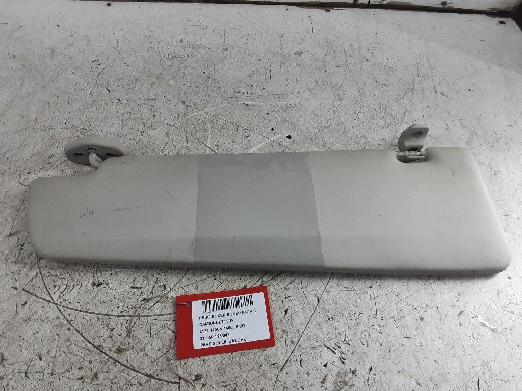 ZONNEKLEP LINKS Peugeot Boxer (U9) (01-2006/12-2023), Auto-onderdelen, Interieur en Bekleding, Gebruikt, Mevr. I. Hauben, Rue de l'Espoir 34 34
4030  GRIVEGNÉE, BE