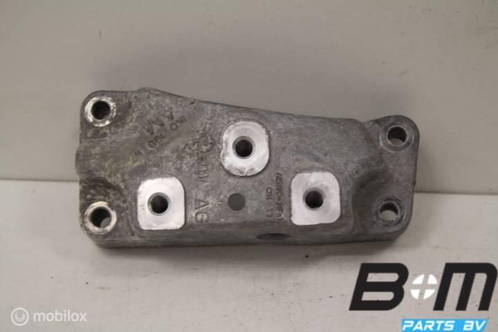 Console links VW Golf 6 GTI Edition 35 2.0 TFSI 1K0199117, Gebruikt