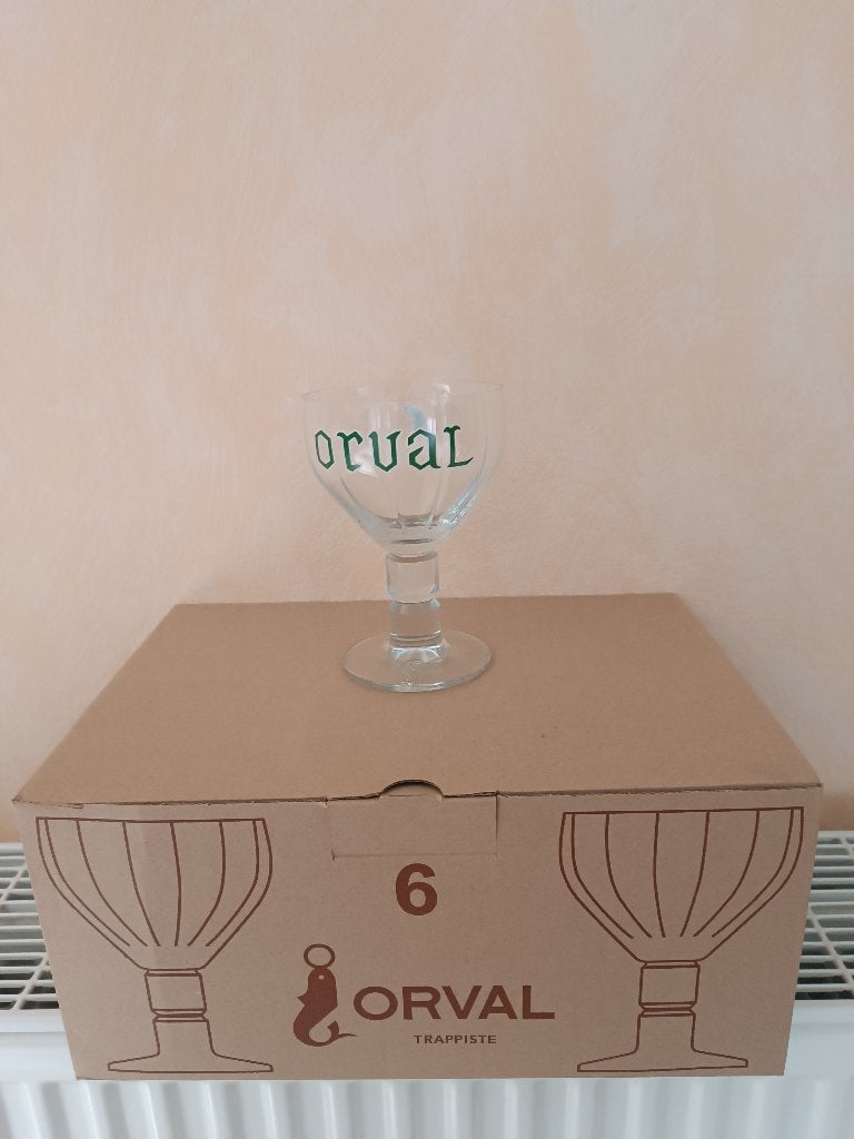 A vendre 1 boîte de 6 verres Orval vert, Collections, Verres & Petits Verres, Neuf, Verre à bière, Enlèvement