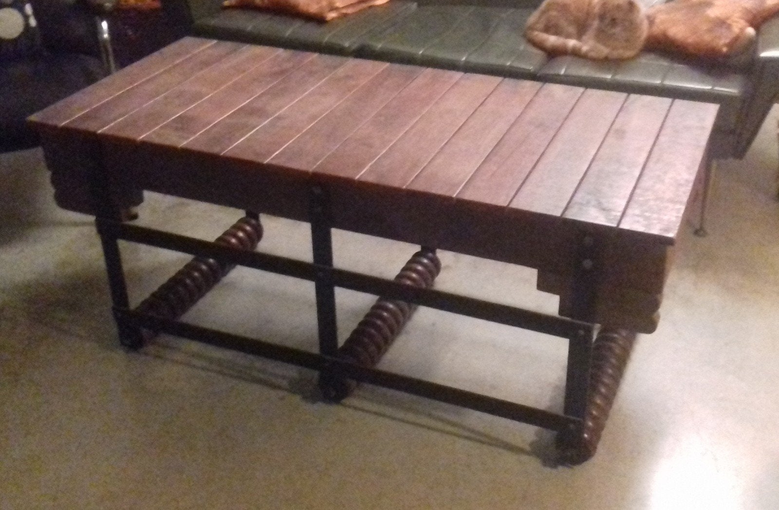 table basse industrielle, Enlèvement