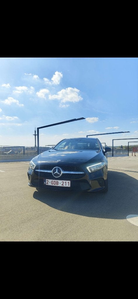 Mercedes benz a180, Auto's, 4 cilinders, Overige bekleding, Zwart, Adaptieve lichten