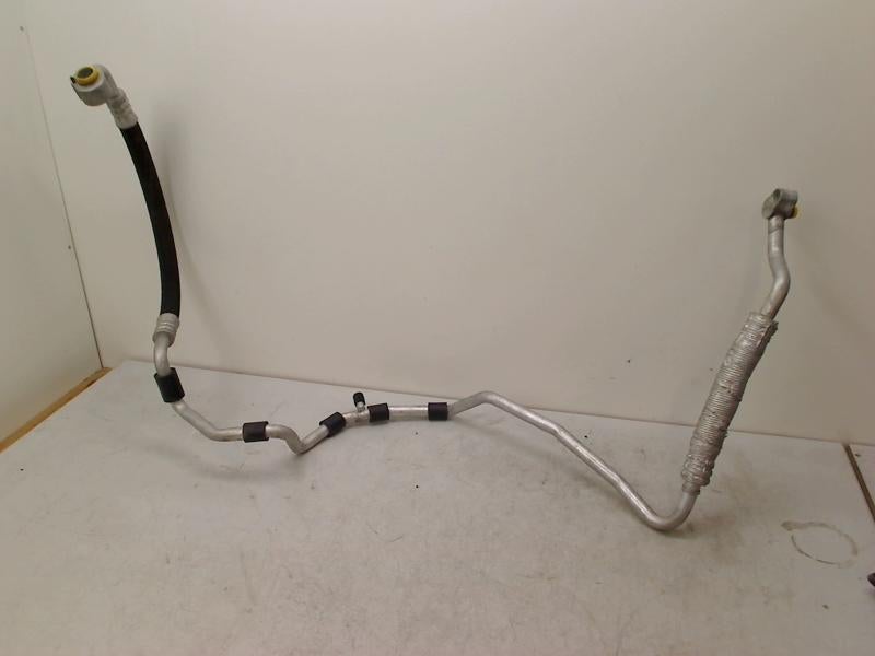 AIRCO LEIDING Volkswagen Touran (1T1 / T2) (1T0820743AA), Auto-onderdelen, Gebruikt, De Bloemendaal 21 21
5221 EB  'S HERTOGENBOSCH, NL