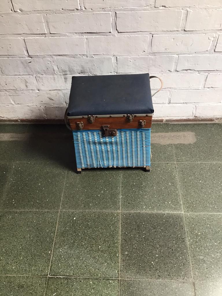 Oude visbak., Ophalen, Zo goed als nieuw