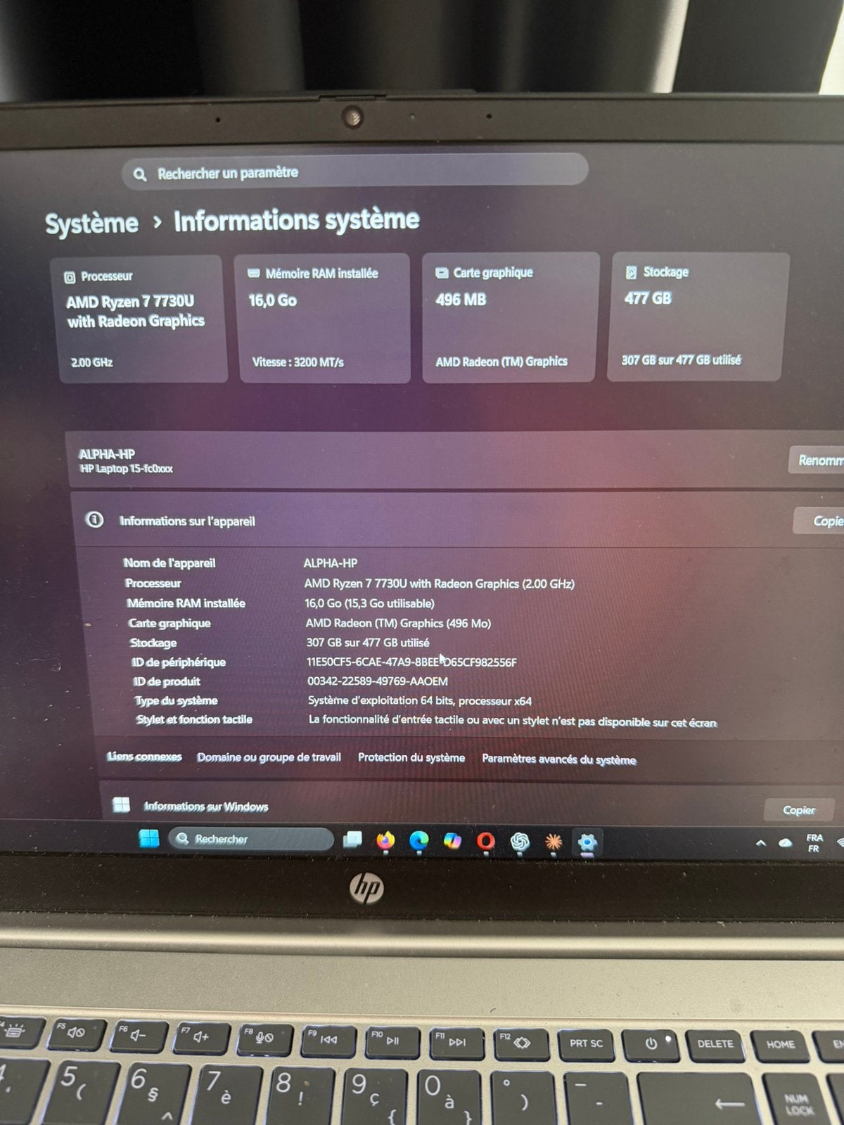 HP Laptop 15 — Ryzen 7 7730U — 16 GB RAM — 512 GB SSD, Computers en Software, Apple Macbooks, Ophalen, Zo goed als nieuw