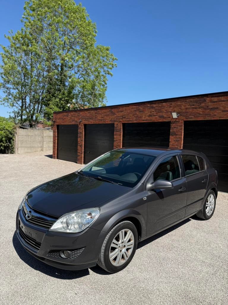Opel Astra 1.4 Benzine, Autos, Opel, Particulier, Astra, Air conditionné, Essence, Enlèvement