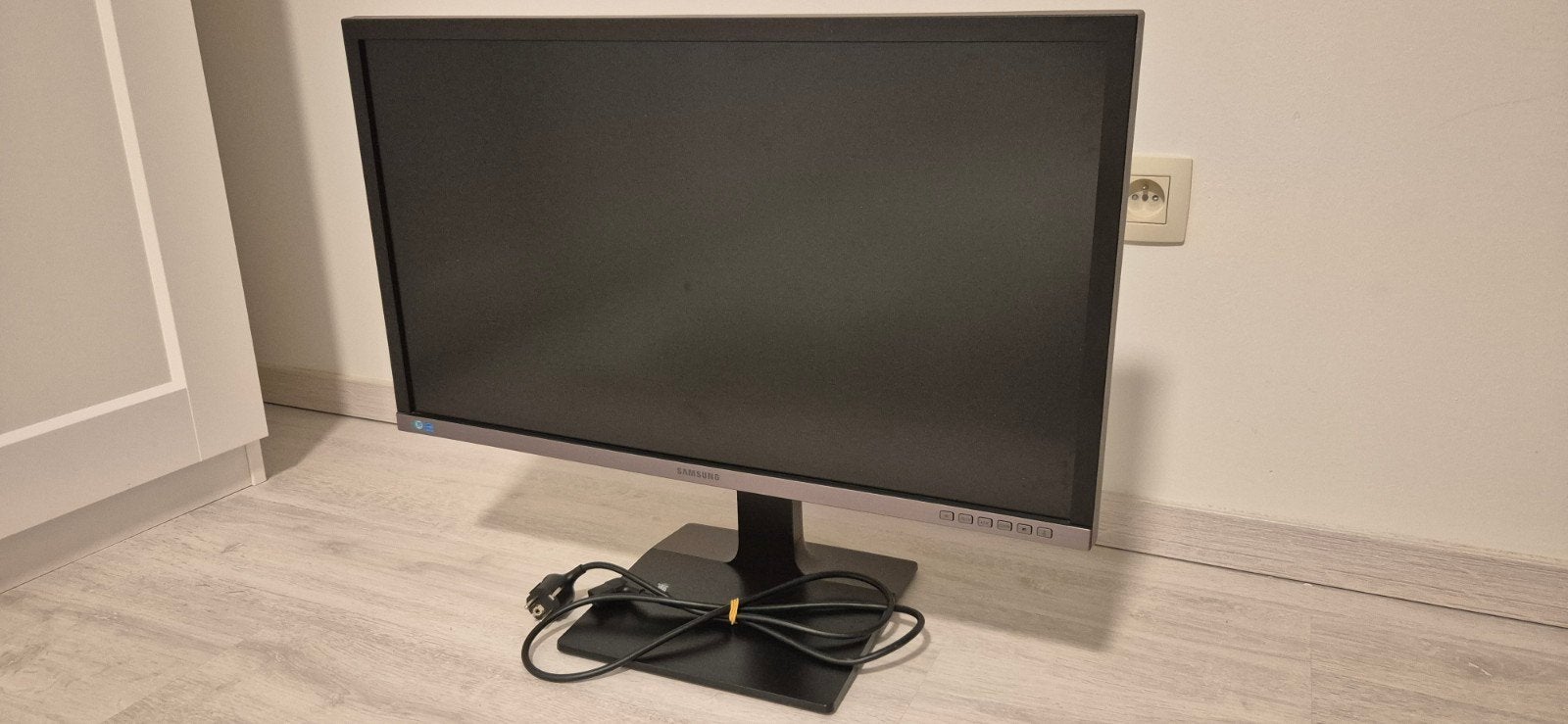Samsung 3840x2160 (4K)  monitor 28", Computers en Software, Monitoren, Ophalen, Zo goed als nieuw, HDMI