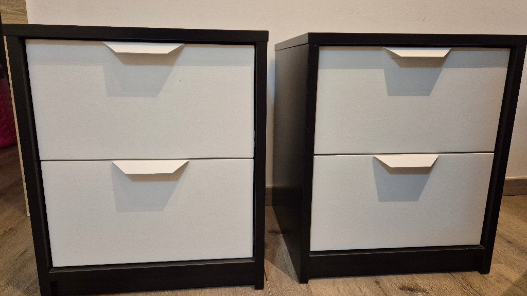 Nachtkastje 2, Ophalen, Minder dan 45 cm, 55 tot 70 cm, Zo goed als nieuw