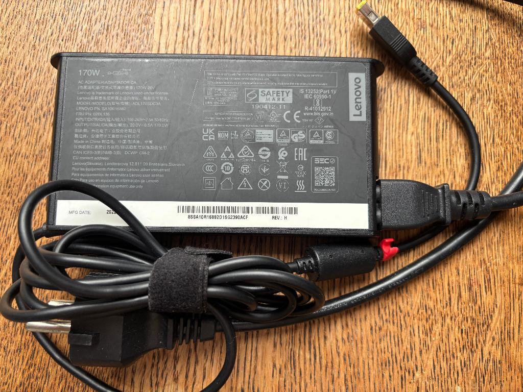 Charger LENOVO (170W), Informatique & Logiciels, Chargeurs d'ordinateur portable, Enlèvement