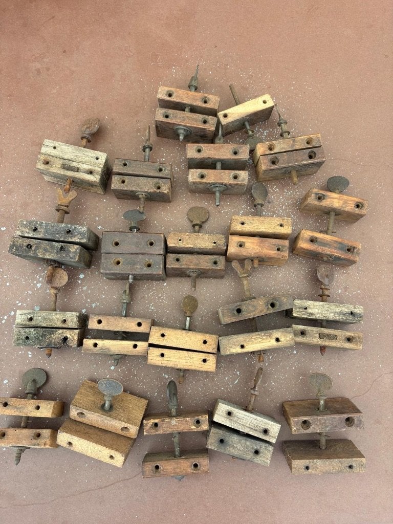 Antieke houten lijmklemmen / meubelmakersklemmen, Ophalen