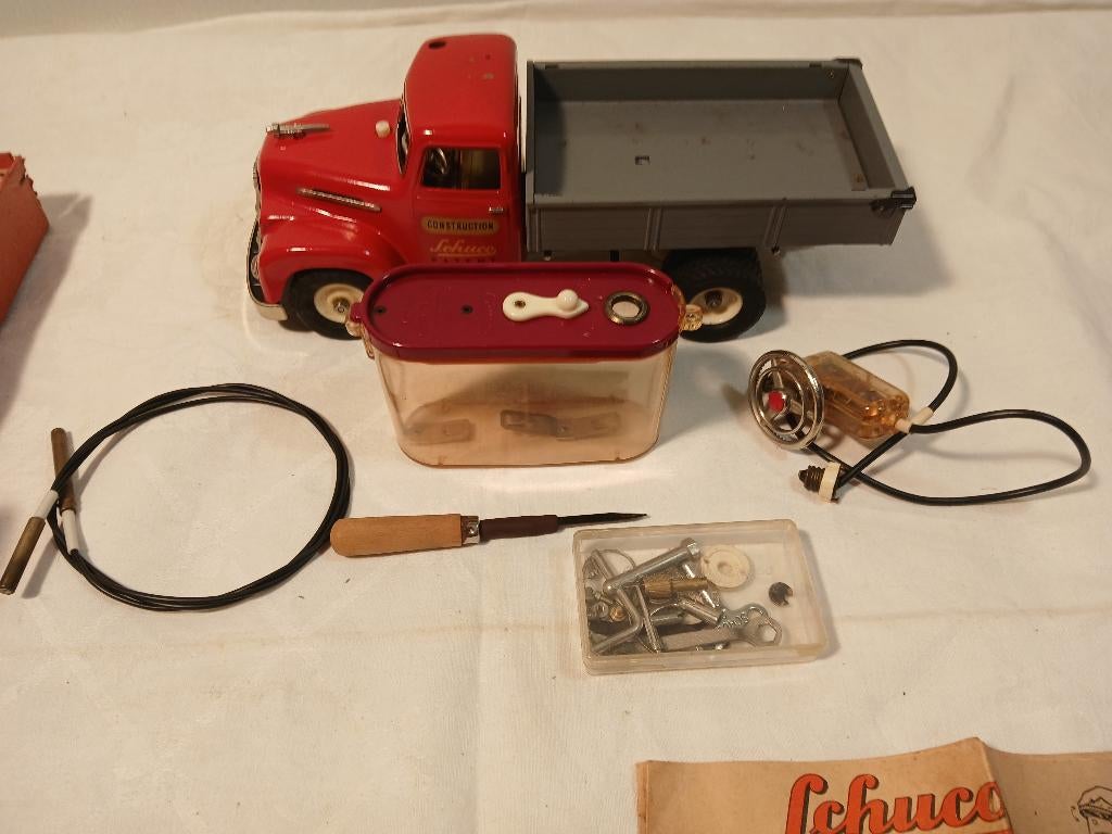 Rare Schuco Elektro Construction 6060 - Boîte d'origine, Enlèvement ou Envoi, Comme neuf