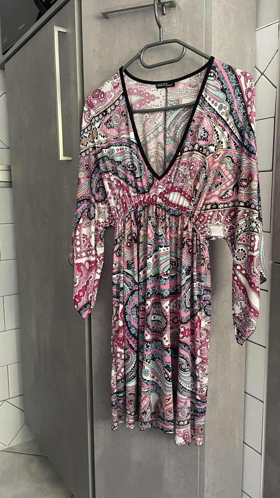 Nieuwe strandjurk voor de stad EASY WEAR veelkleurig S/M, Kleding | Dames, Jurken, EASY WEAR, Nieuw, Ophalen of Verzenden, Roze