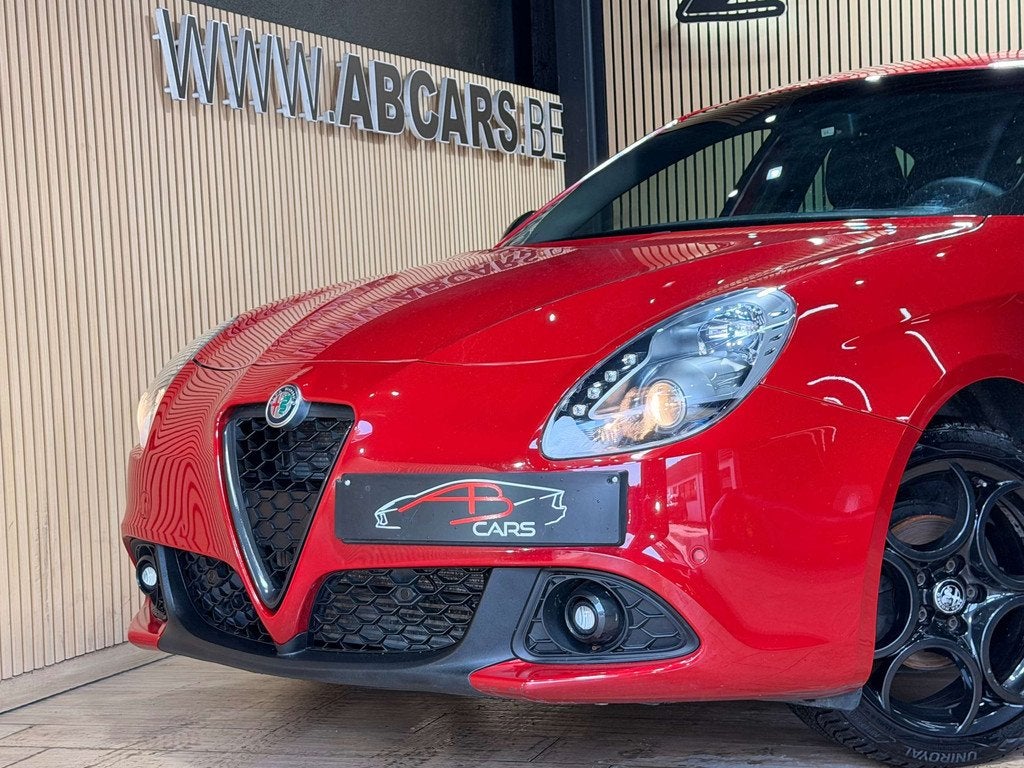 Alfa Romeo Giulietta 1.4 TB Super Sportiva * GARANTIE 12 MOI, Gebruikt, 4 cilinders, 164 g/km, 120 pk