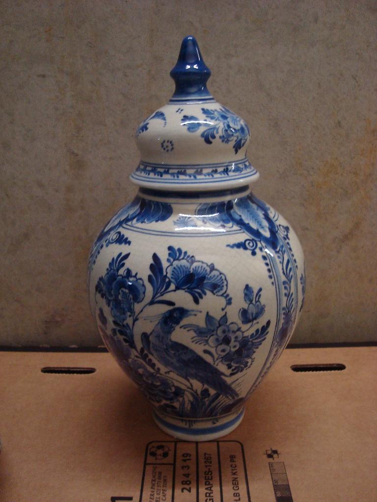 urne / vase / potiche Delft, Enlèvement