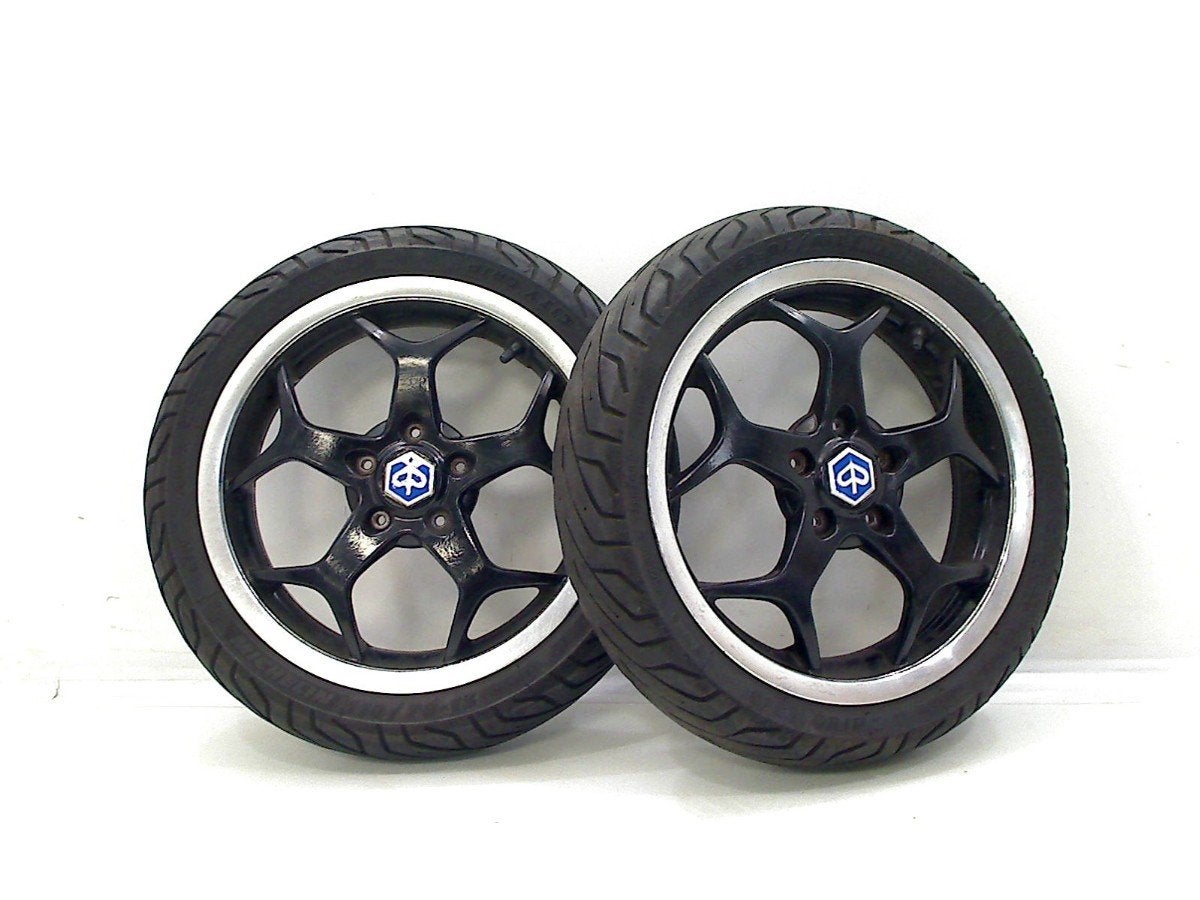 VOORVELG SET Piaggio MP3 500 2014-2018 (01-2014/12-2018), Motoren, Piaggio & C. SpA, Gebruikt, Customer_service@piaggio.com, Viale Rinaldo Piaggio, 25
56025  Pontedera, PI, IT