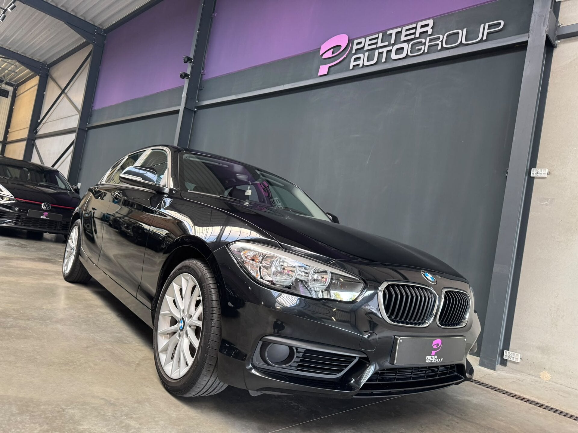 BMW 116 i Navi Leder Zetelverw. Trekhaak 53.000km!, Autos, 0 kg, Achat, Euro 6, Entreprise