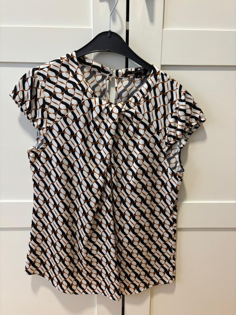 T-shirt Comma maat 36, Kleding | Dames, T-shirts, Bruin, Ophalen of Verzenden, Zo goed als nieuw, Korte mouw