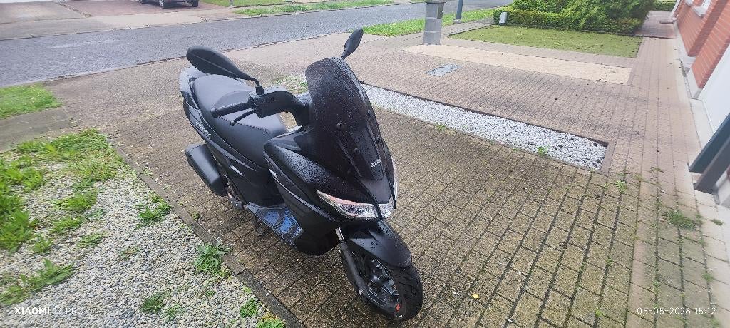 Aprilia sxr 50 klasse B, Motos, Motos | Aprilia, Occasion, Particulier, Autre, Éclairage LED