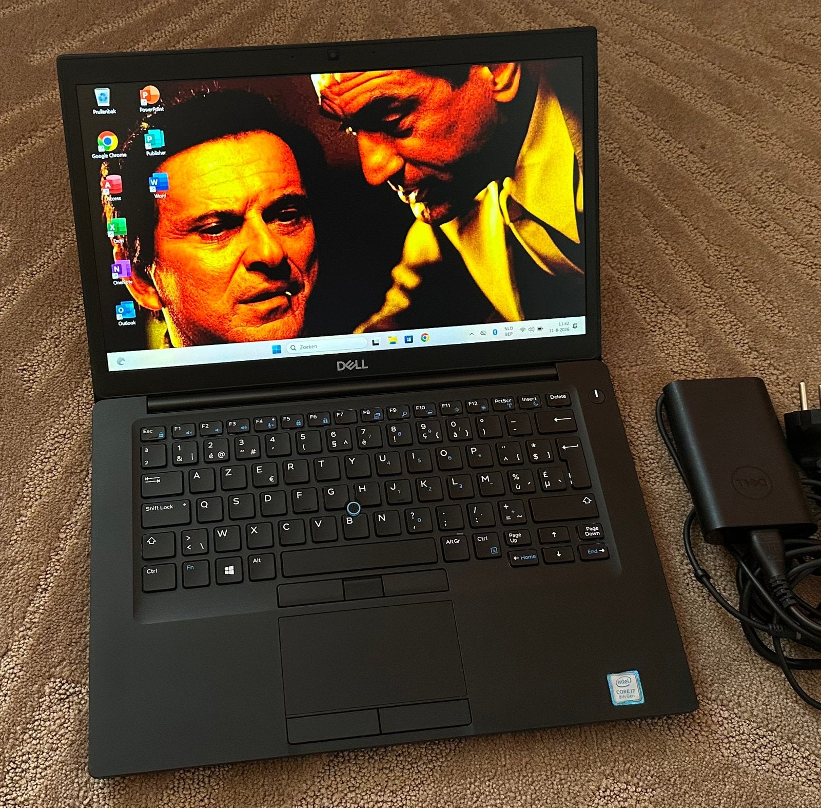 Mooie 14’Full Hd Dell/i7-8650U/16gb ddr4/512gb m2 ssd/Win 11, Informatique & Logiciels, Chargeurs d'ordinateur portable, Enlèvement