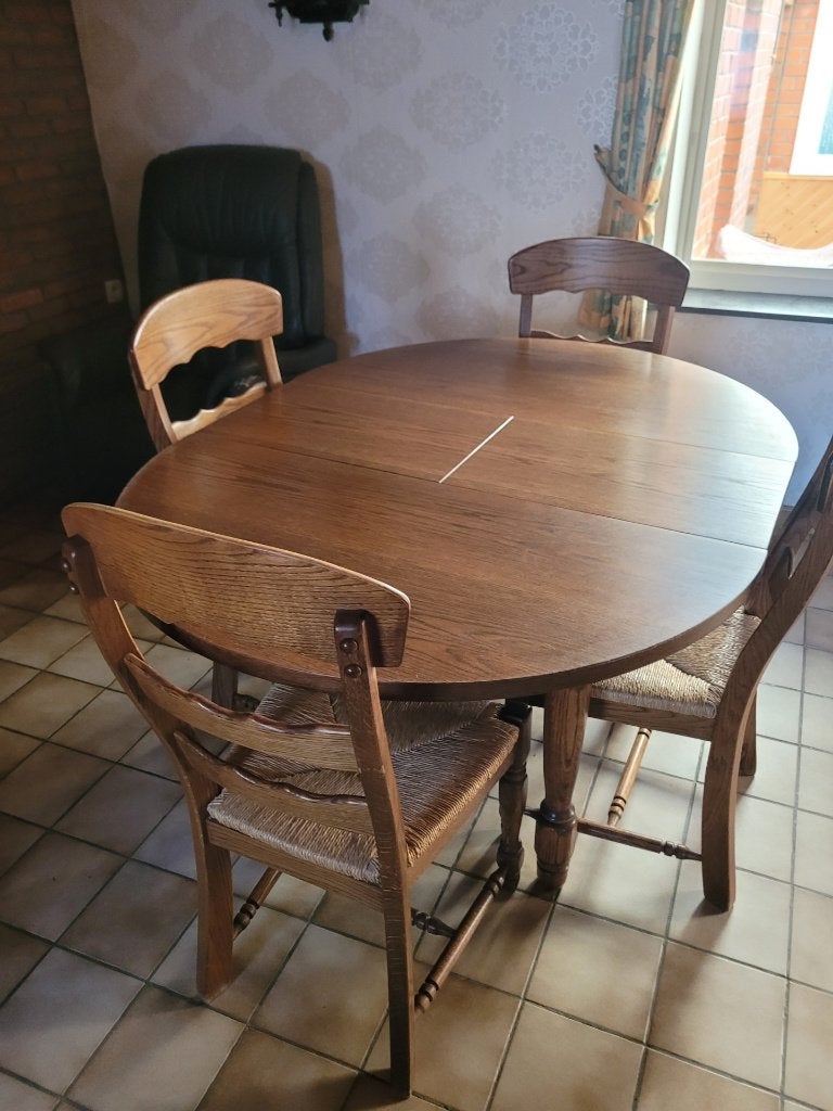 UITSCHUIFBARE TAFEL, Ophalen