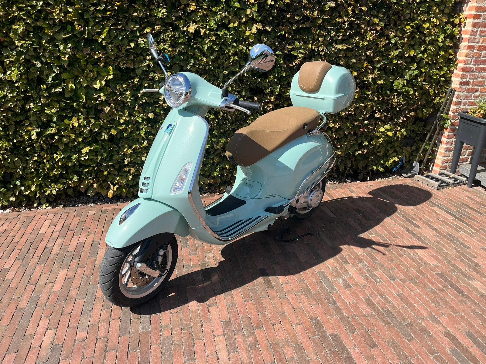 Vespa primavera 50cc, Ophalen, Zo goed als nieuw