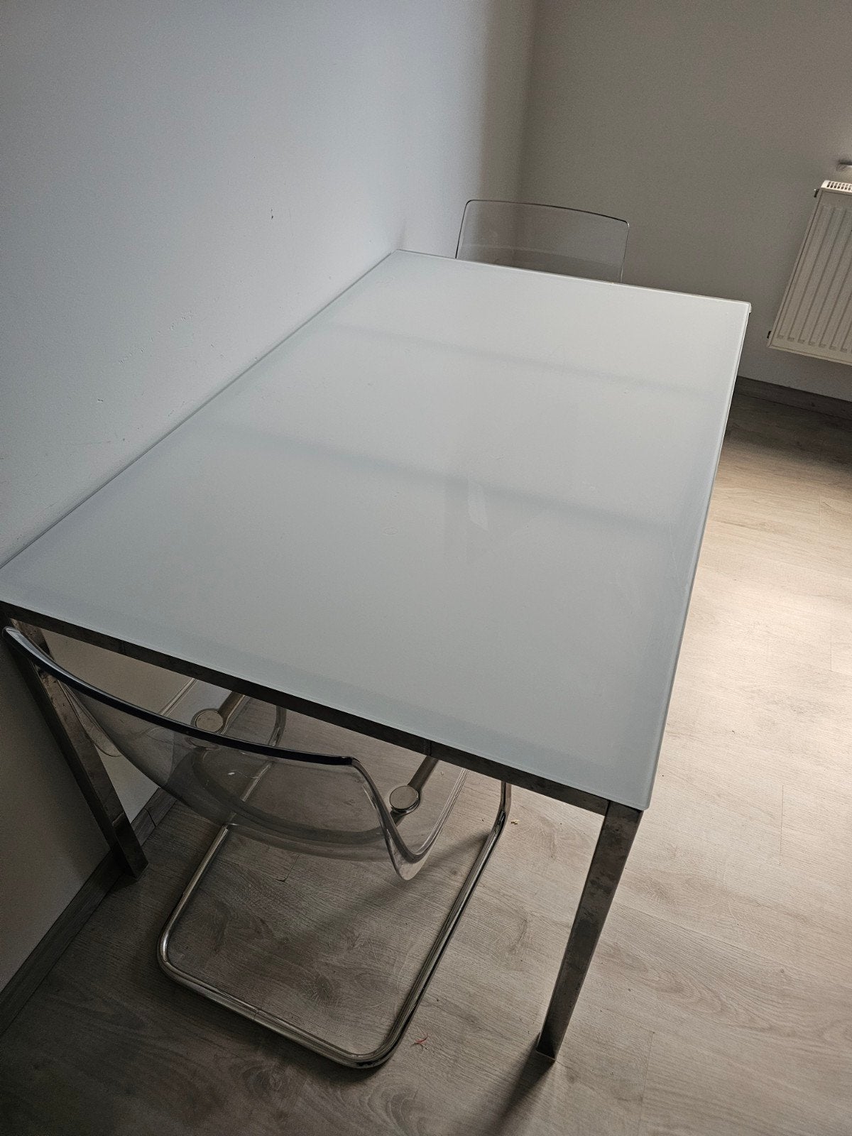 table en verre + 2 chaises, Maison & Meubles, Enlèvement, Verre