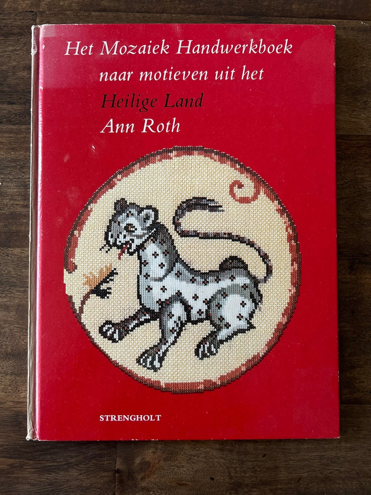 Het Mozaïek Handwerkboek, Ophalen of Verzenden, Gelezen, Borduren en Naaien
