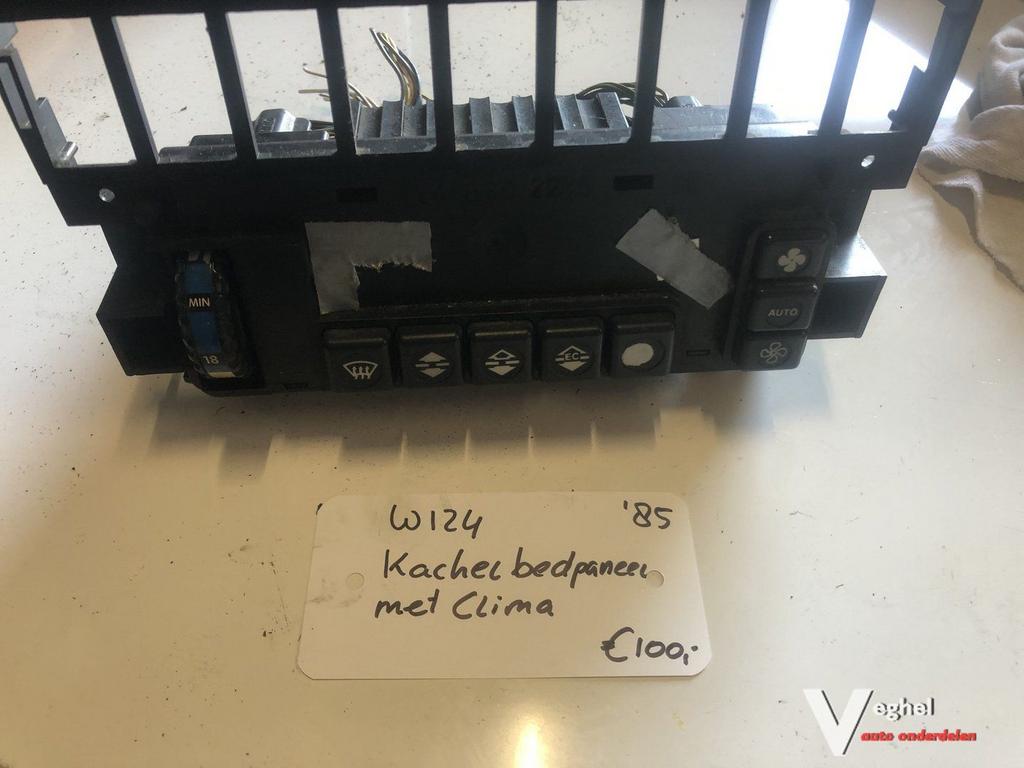 Mercedes w124 kachelbediening Clima  1985, Auto-onderdelen, Dashboard en Schakelaars, Gebruikt, Ophalen of Verzenden