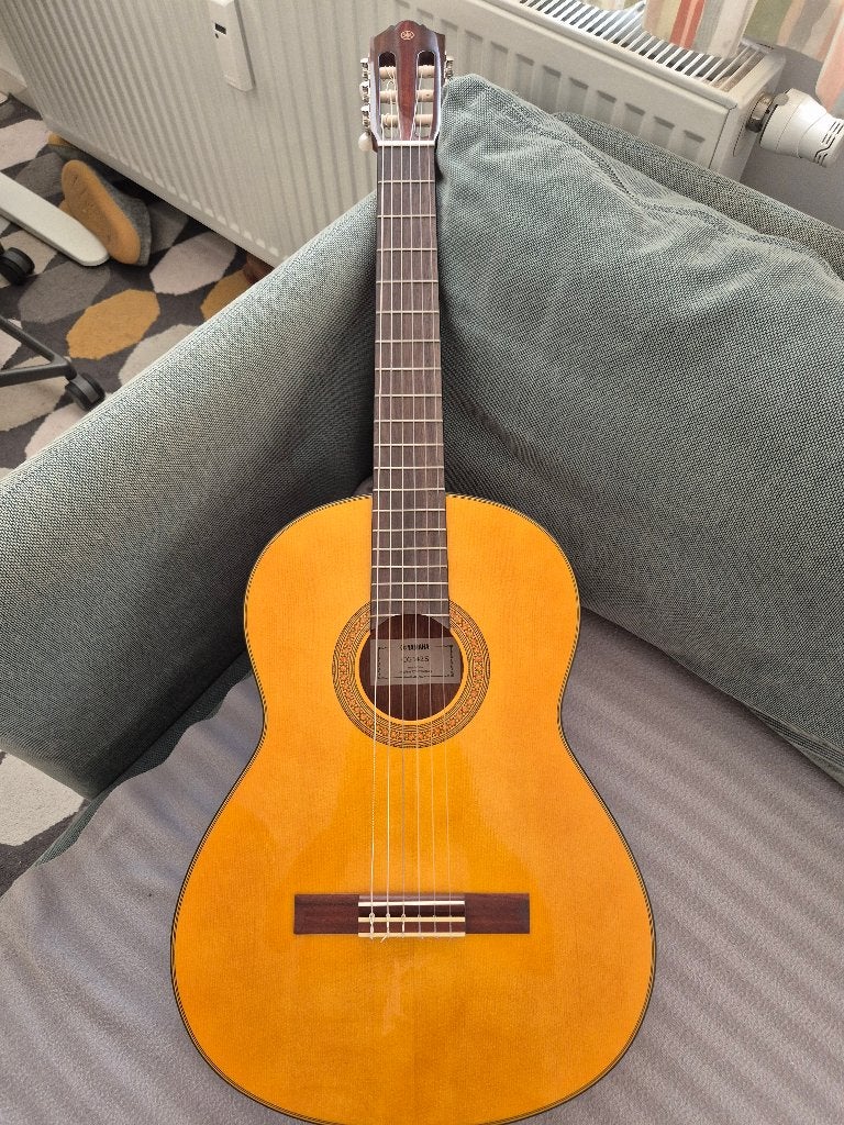 Yamaha CG142S – Klassieke gitaar + accessoires, Ophalen, Zo goed als nieuw, Klassieke of Spaanse gitaar, Met koffer