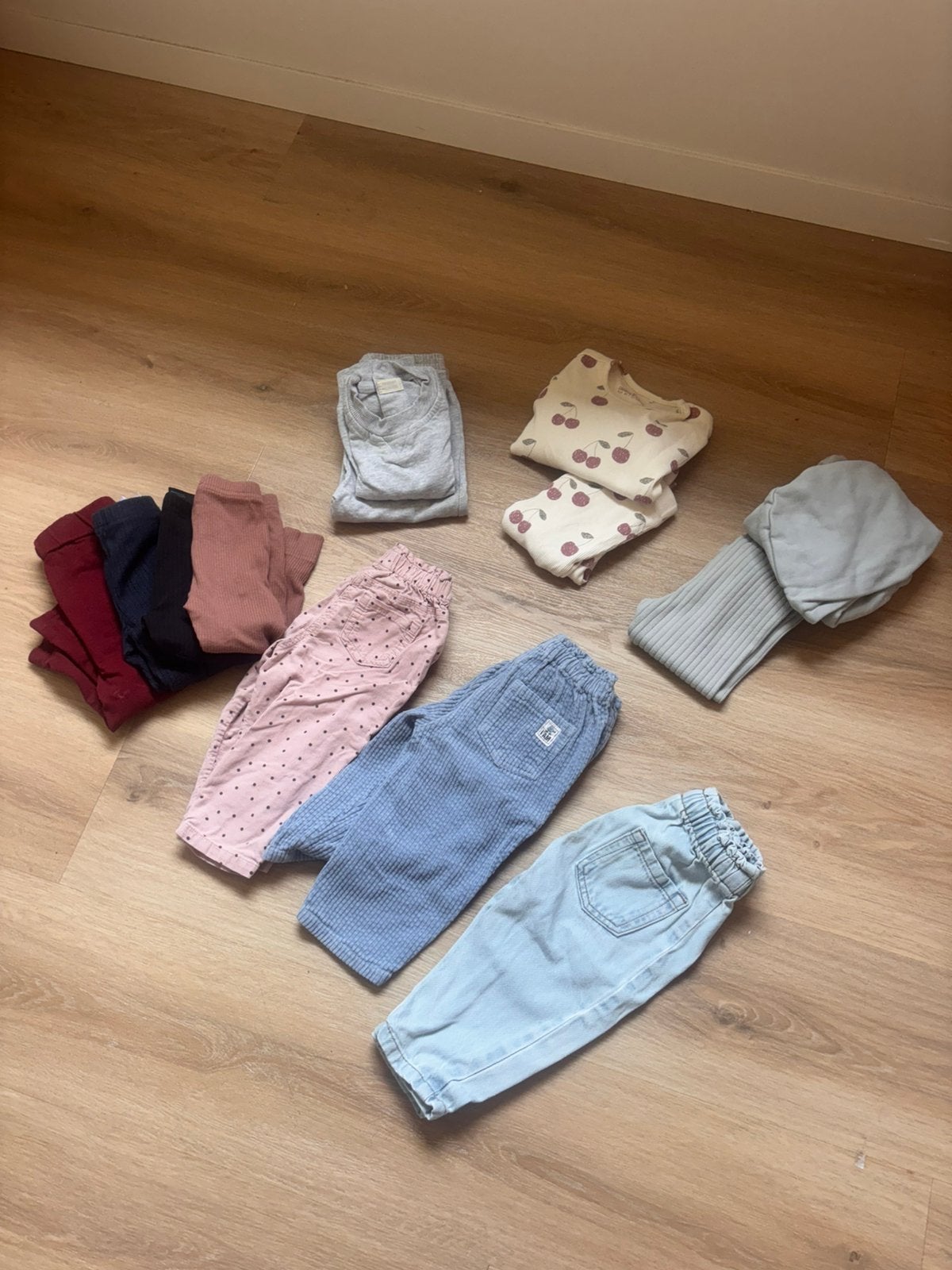 Babybroeken & 3 setjes meisjes maat 80, Ophalen, Gebruikt, Maat 80