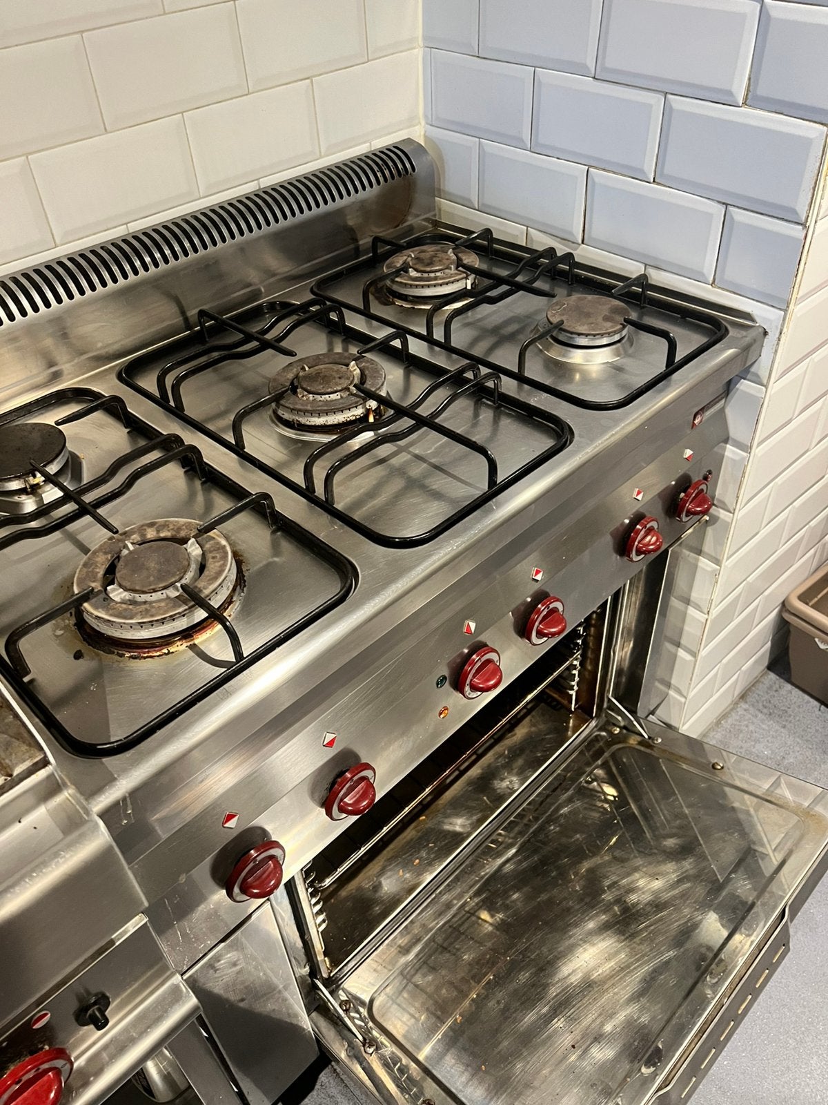Professionele Horeca Gasfornuis met Oven – RVS – 6 Pits, Ophalen, Gebruikt, Hete lucht, 60 cm of meer