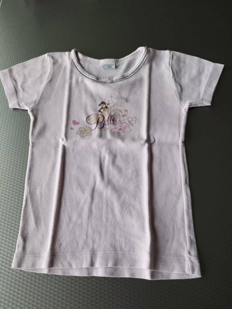 T-shirt Disney :  Belle maat 104, Kinderen en Baby's, Kinderkleding | Maat 104, Disney, Meisje, Ophalen of Verzenden, Zo goed als nieuw