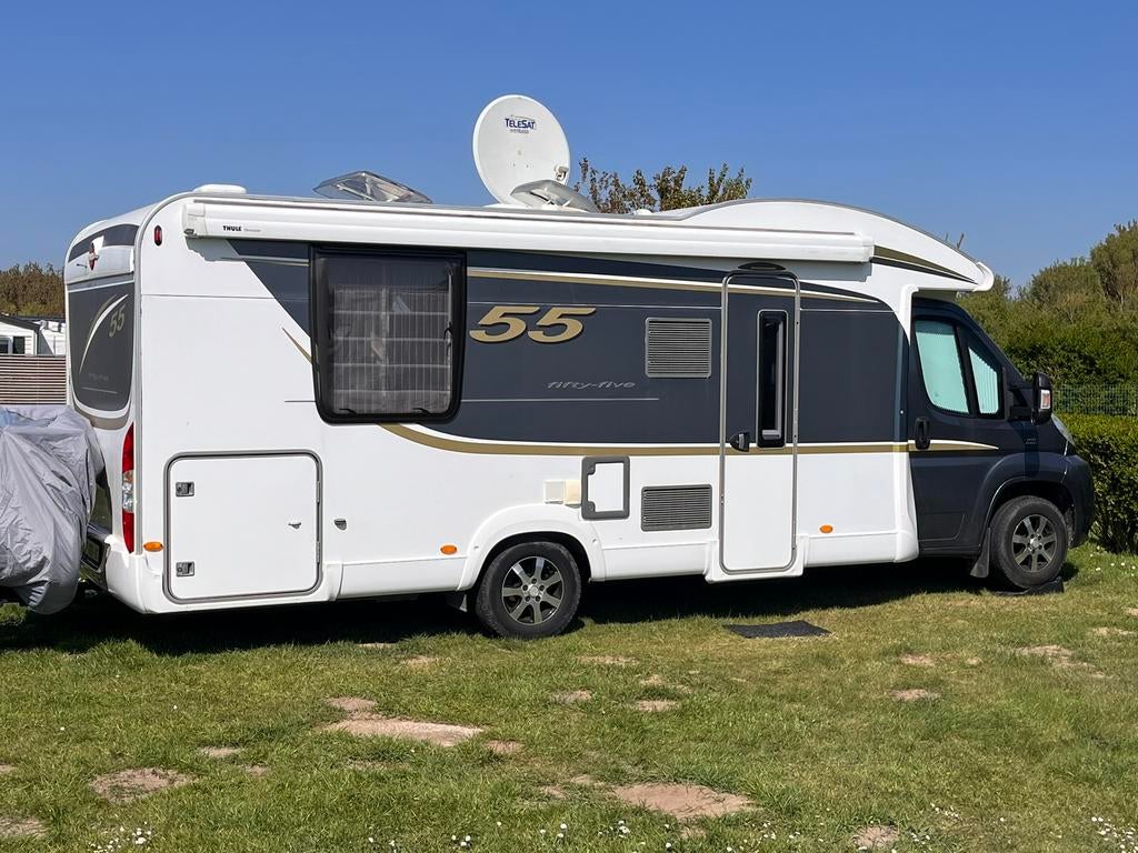 Camping car Burstner, Caméra de recul, Particulier, Bürstner, Half-integraal