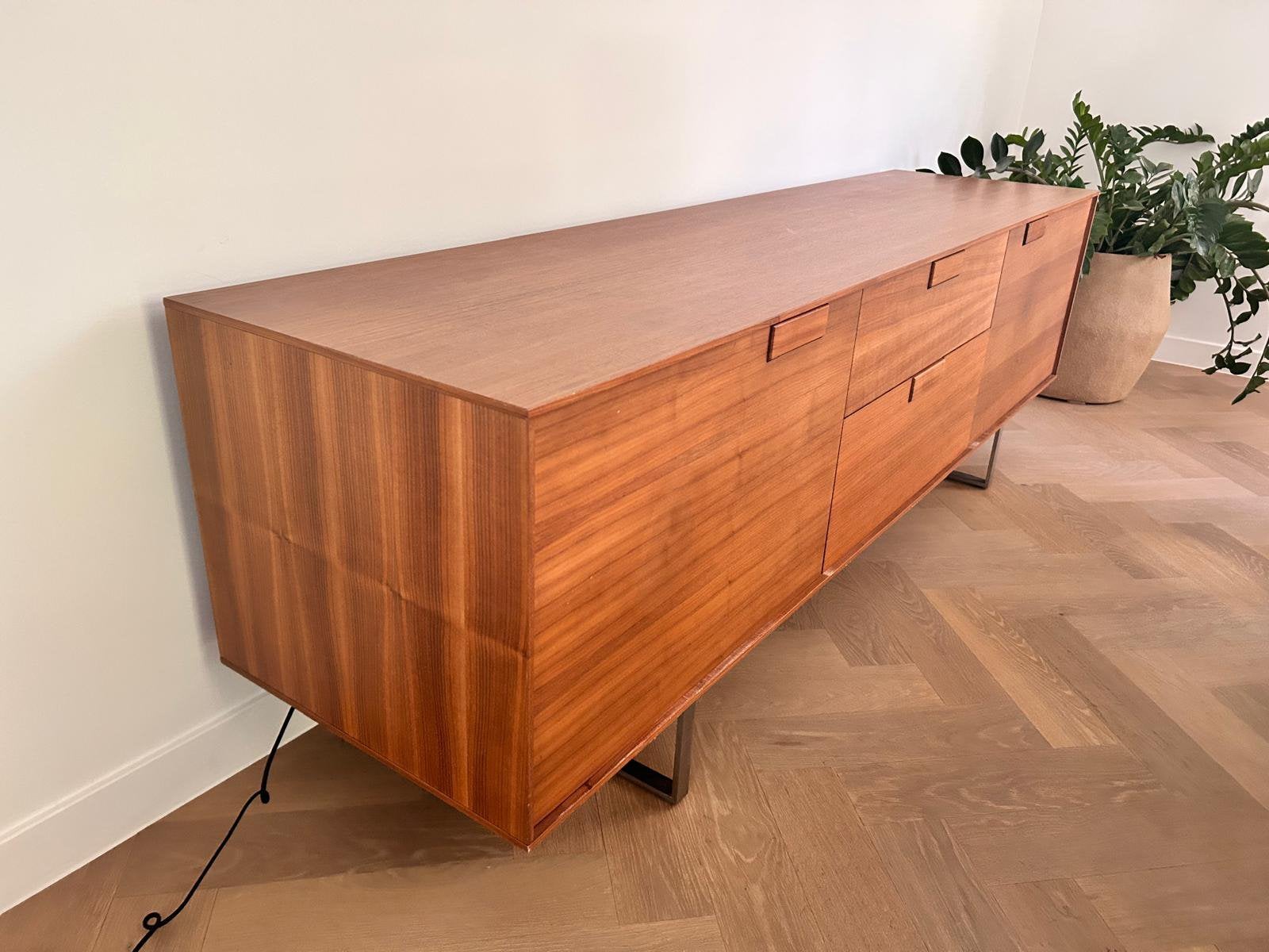 Buffetkast Walnut, Ophalen, Overige materialen, Gebruikt, Vintage