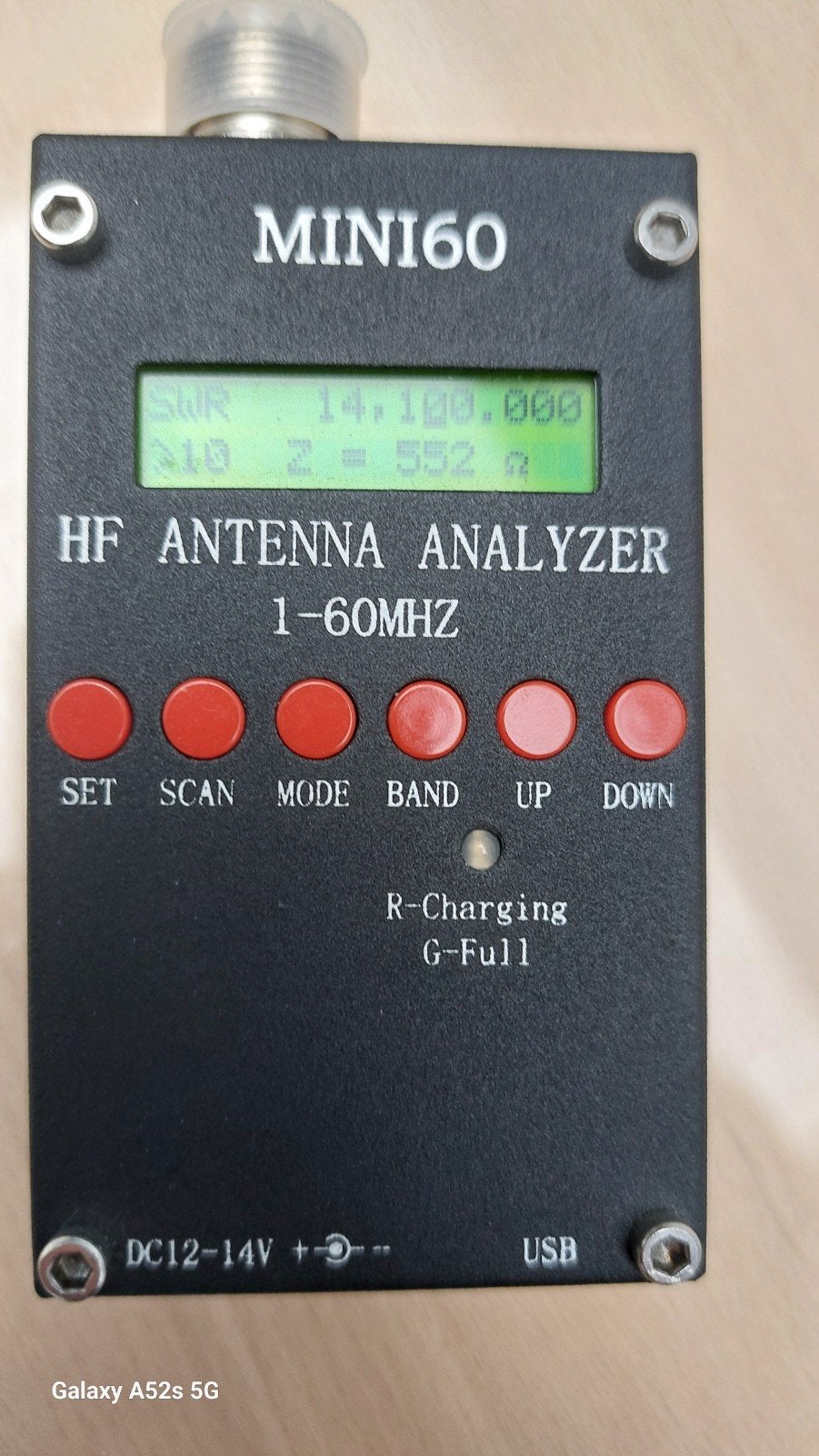 A vendre analyseur d antennes MINI 60.   75€, Télécoms, Émetteurs & Récepteurs, Enlèvement ou Envoi, Comme neuf