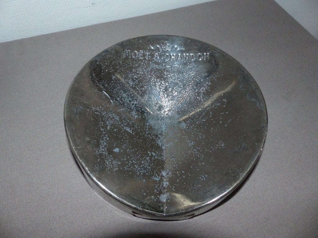 Vintage asbak Moët & Chandon - gebruikte staat, Ophalen of Verzenden, Gebruikt, Asbak