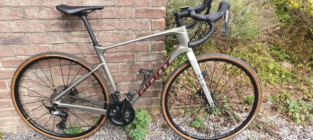 GRAVEL Giant Revolt advanced carbon 2 taille M/L, Enlèvement, 53 à 57 cm, 28 pouces, Plus de 20 vitesses