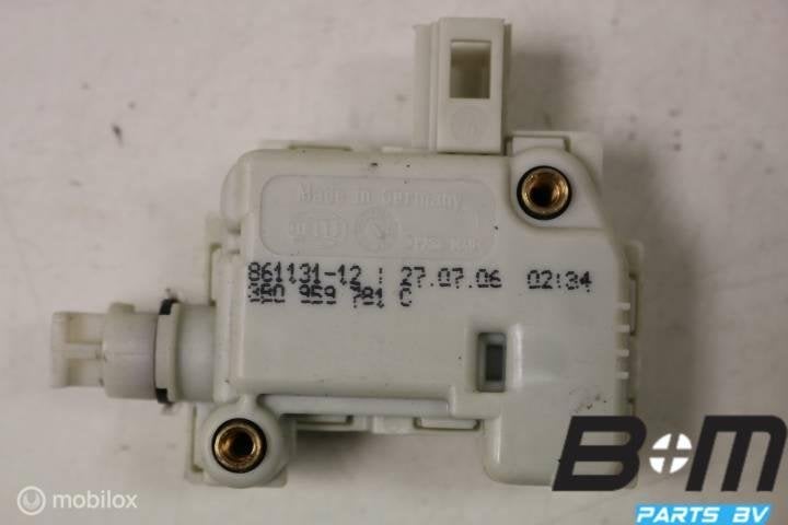 Stelmotor tankklep VW Polo 9N3, Utilisé