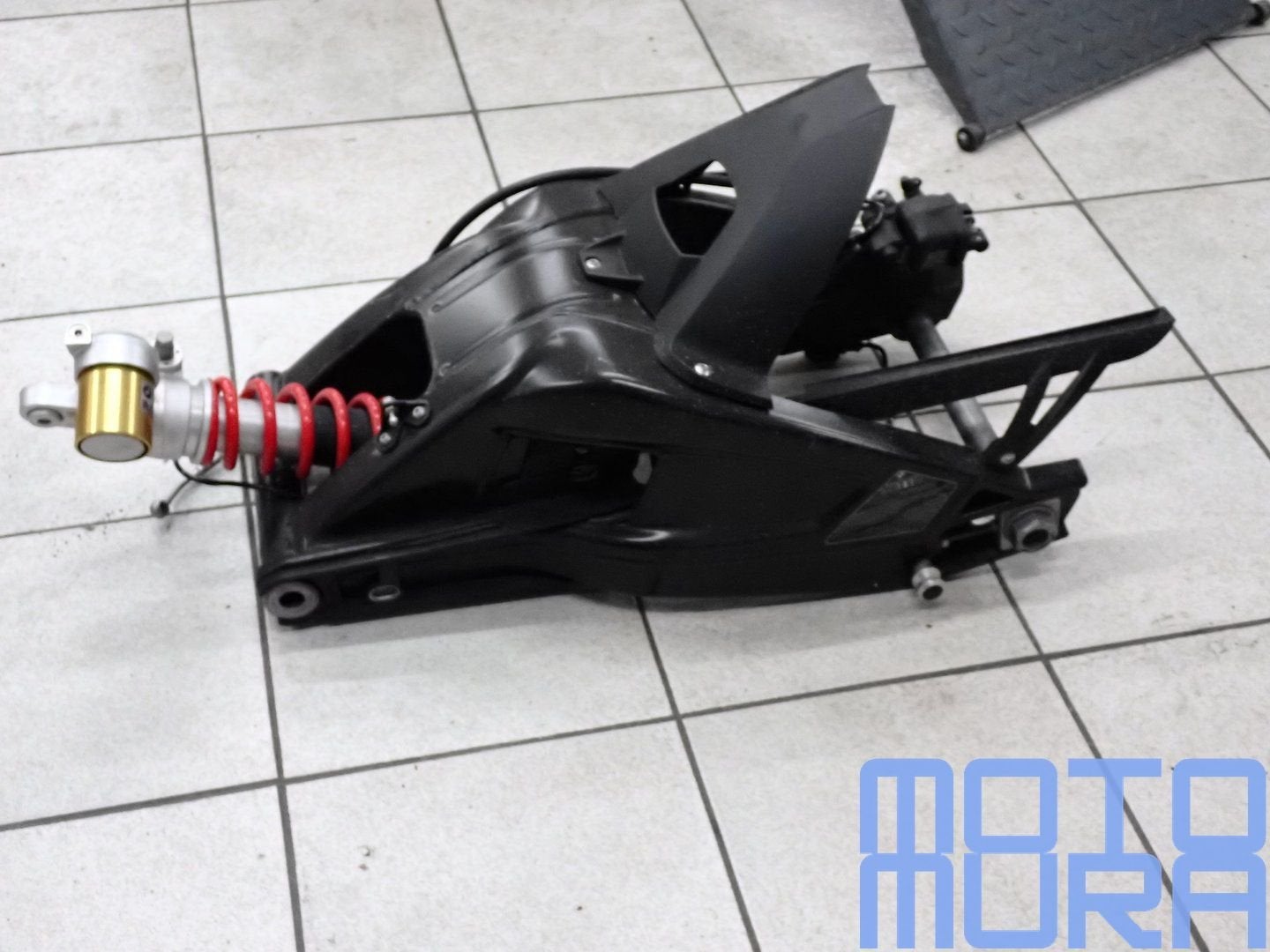 Bras oscillant pour la BMW S 1000 R 2013 - 2020 K47 S1000R 2, Motos, -, Utilisé, -, -