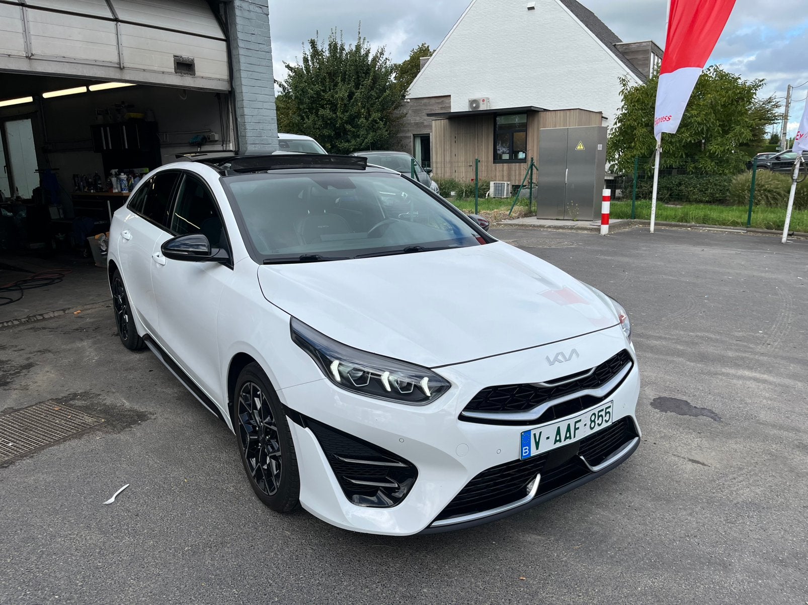 Kia ProCeed, Autos, Cuir, Achat, Entreprise, Ordinateur de bord