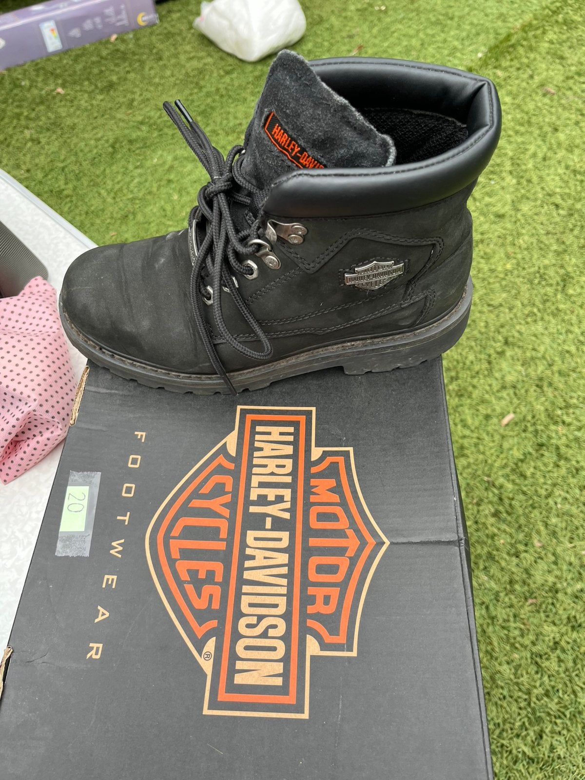 Harley-Davidson bottines, Ophalen