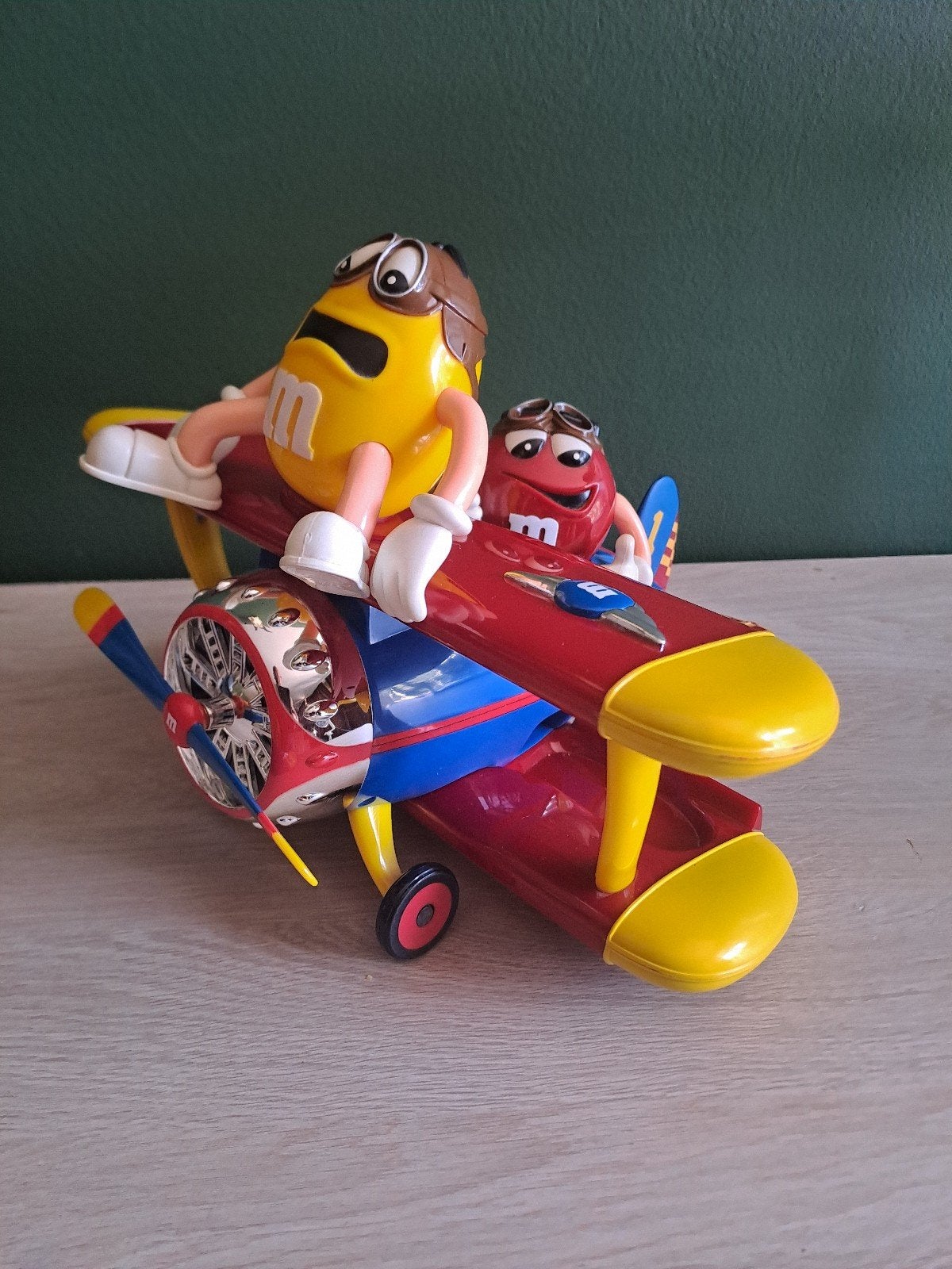 Vintage 2000 M&M Barnstorming Plane Candy Dispenser, Verzamelen, Speelgoed, Ophalen