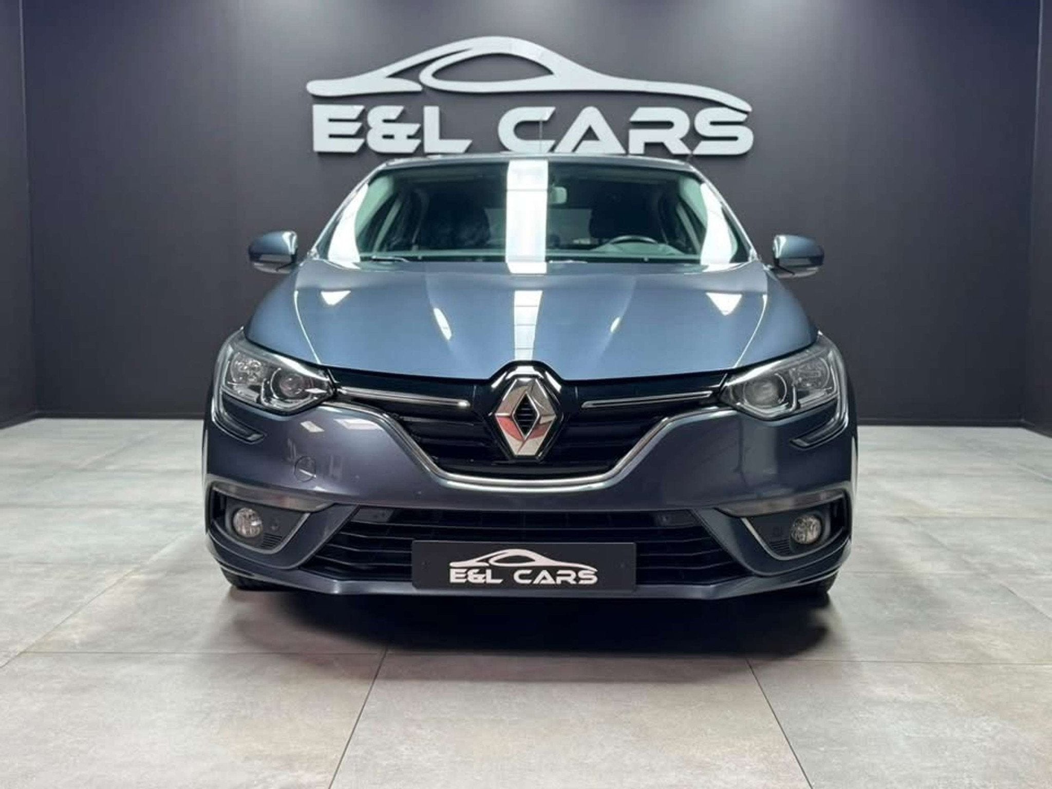 Renault Mégane Megane 1.5 dCi *12 mois de garantie*, Autos, Argent ou Gris, Achat, 90 ch, Euro 6
