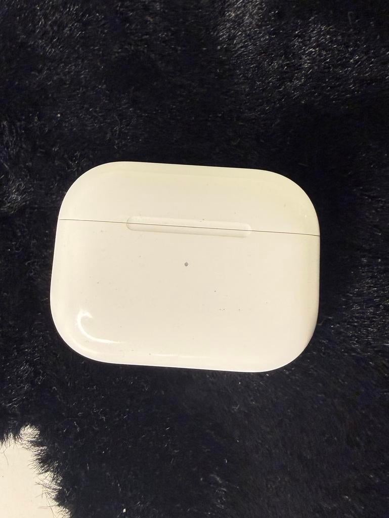 Lege AirPods Pro 2 (USB-C) case (2nd generation), Ophalen of Verzenden, Zo goed als nieuw