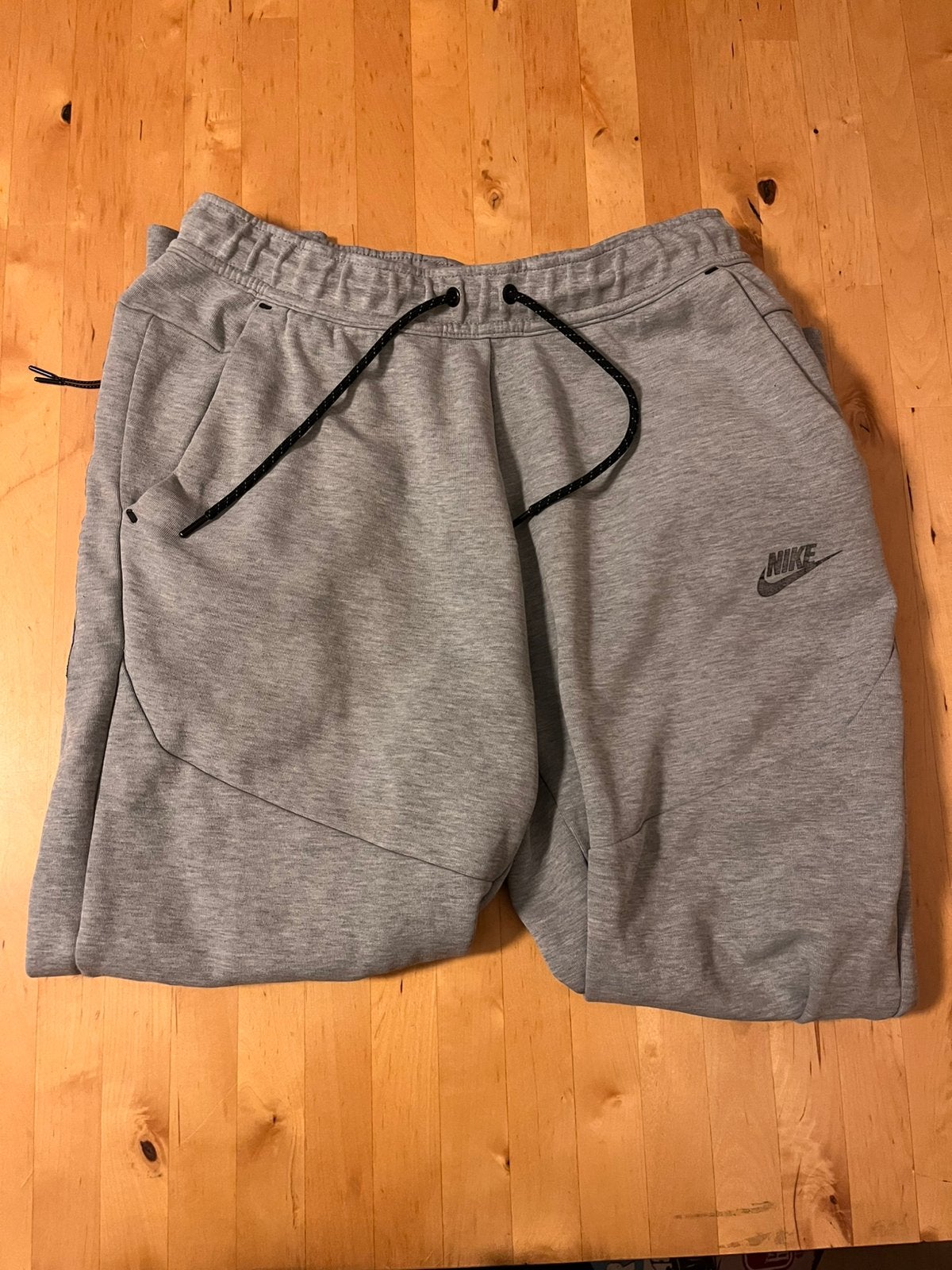 Nike Tech, Kleding | Heren, Broeken en Pantalons, Verzenden, Zo goed als nieuw