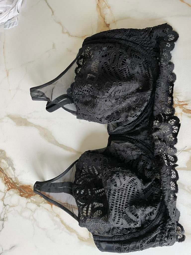 Lingerie BH, Ophalen, BH