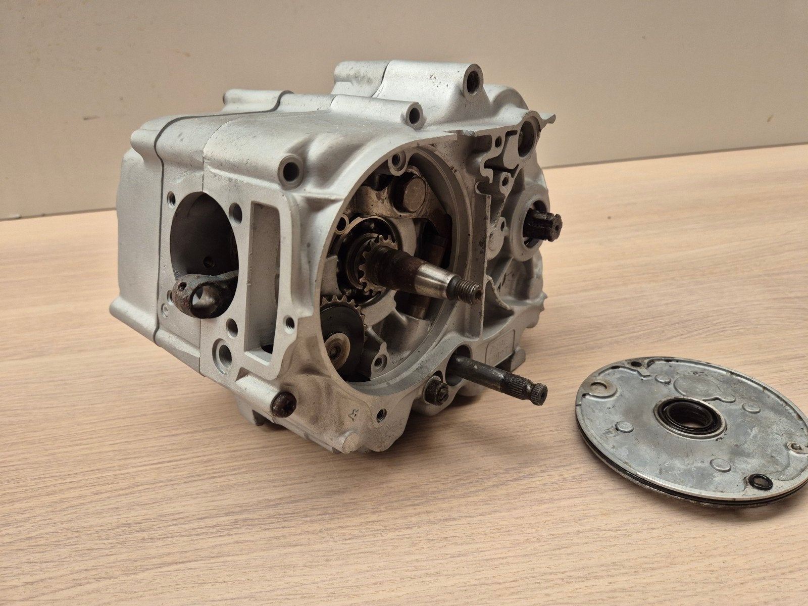 Monkey Z50AE motorblok, Motoren, Ophalen