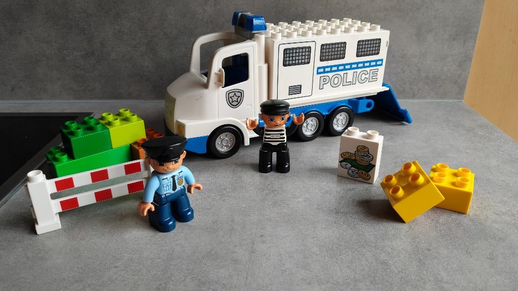 lego duplo 5680 politie truck, Gebruikt, Ophalen of Verzenden, Compleet, Duplo