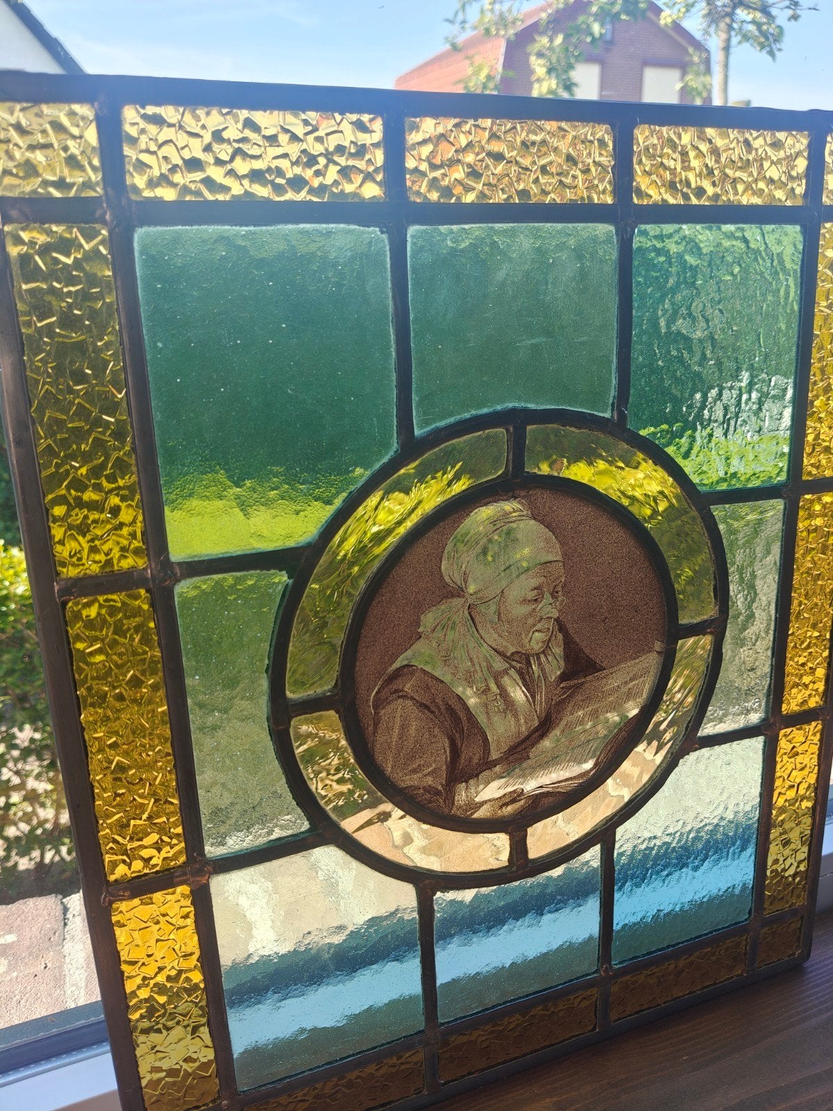 Très beaux vitraux, Enlèvement