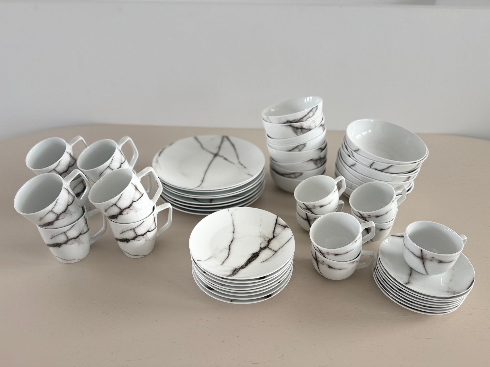 Salt & pepper marble dinner set 8personen, Ophalen, Overige merken, Zo goed als nieuw, Modern