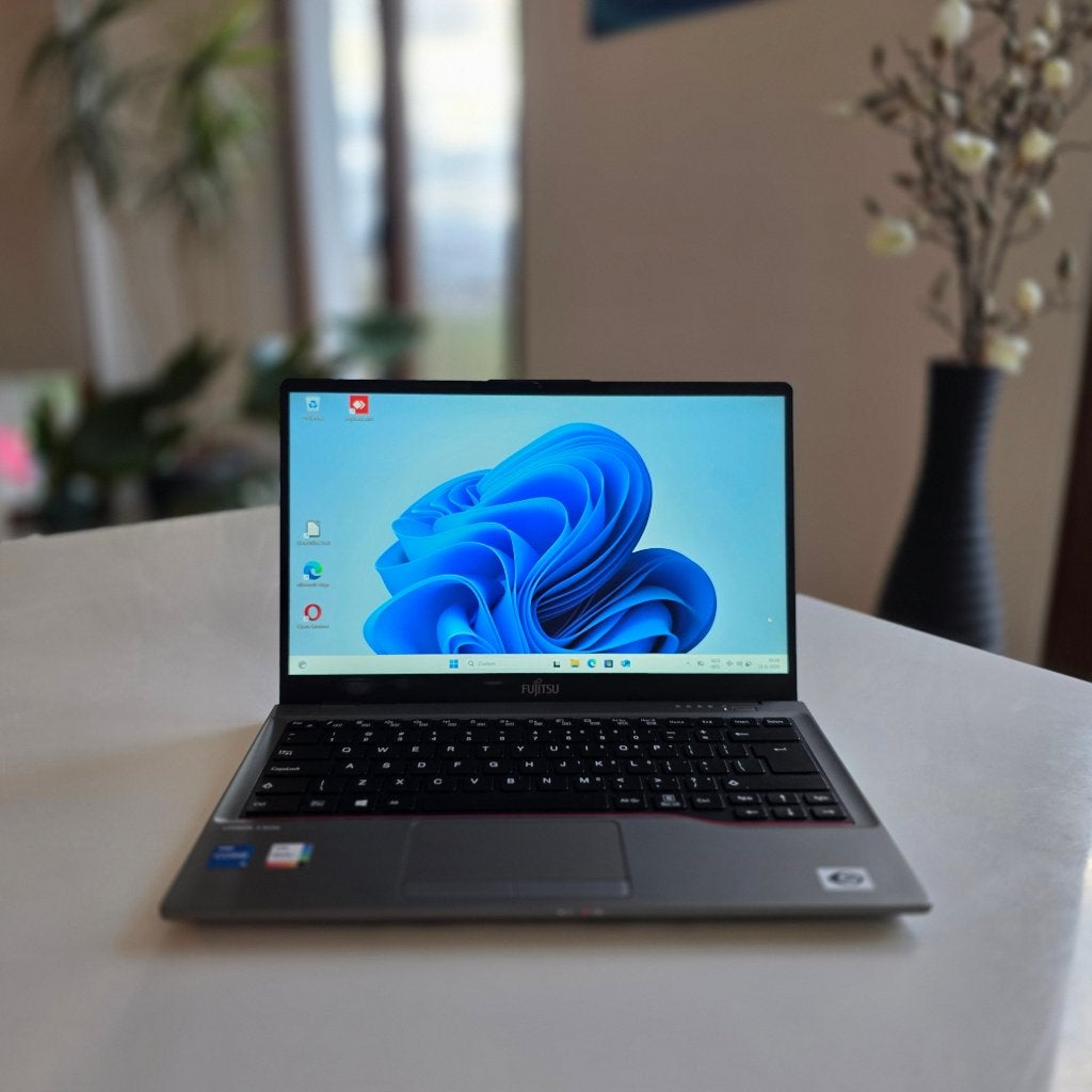 Fujitsu Lifebook U7411, Informatique & Logiciels, Ordinateurs portables Windows, Comme neuf, 14 pouces, SSD, 8 GB, Qwerty, Enlèvement